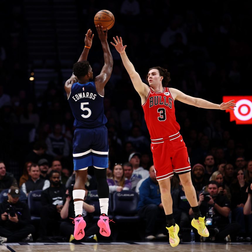 DraftKings Promo Code: Bet $5, Get $300 on Tonight's NBA, NHL Action