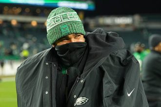 Eagles vs. 49ers Prediction, Odds, Picks for NFC Wild Card