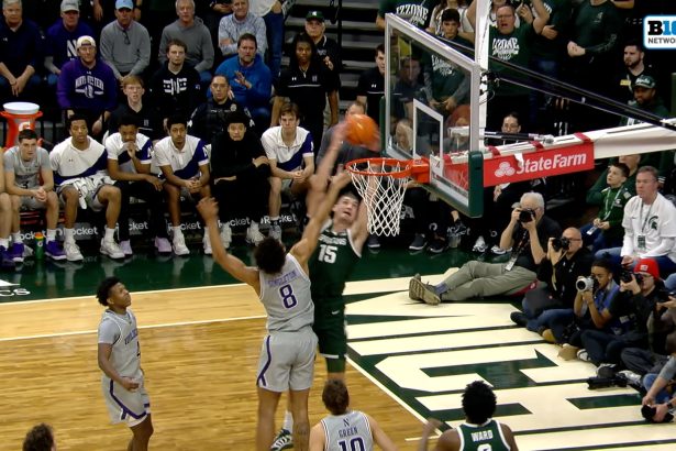 Fears Jr. finds Cooper for a tough alley-oop dunk, MSU extends lead over Northwestern