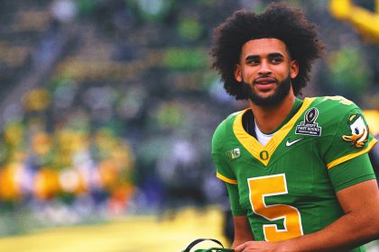 QB Dante Moore Turns Down NFL, Will Remain at Oregon for 2026