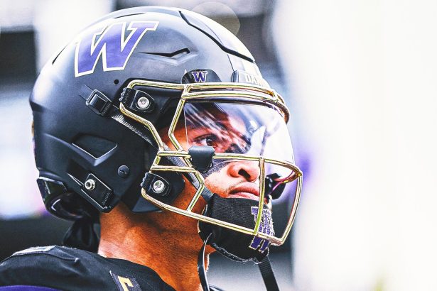 Washington QB Demond Williams Jr. Reverses Course, Returns to Huskies