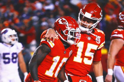 Why Chiefs Shouldn't Seek Tyreek Hill Reunion: 'Nostalgia Will Get You In Trouble'