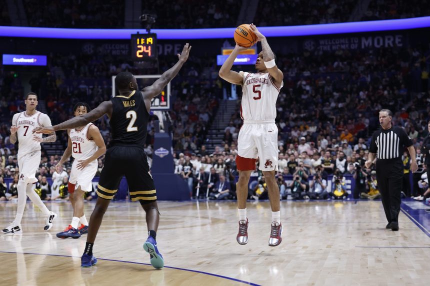 FanDuel Arkansas Promo Code: Bet $5, Get $300 Win or Lose as FanDuel Launches in Arkansas