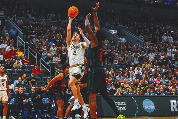 Fletcher Loyer Shines, Purdue Advances to Sweet 16 After Beating Miami (Fla.)