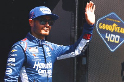 2026 NASCAR Odds: Kyle Larson, Denny Hamlin Top Early Board for Bristol