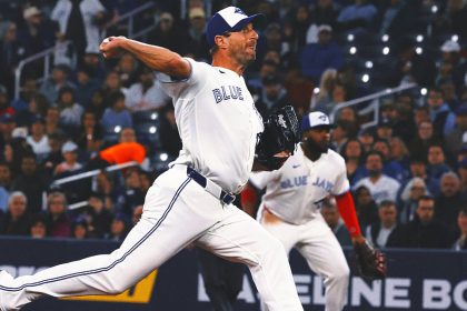 Blue Jays RHP Max Scherzer Leaves Start Against Dodgers After Second Inning