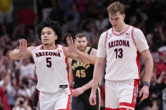 Fanatics Sportsbook Promo Code: Bet $5, Get $200 on UConn vs Illinois, Arizona vs Michigan