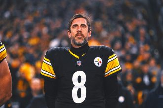 Aaron Rodgers Will Reportedly Return To Steelers, Agrees To 1-Year Deal