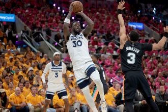 Dabble Promo Code FOX: Get a $10 No Deposit Bonus for Knicks-76ers, Spurs-Timberwolves