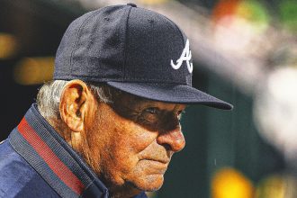 'One of the Greatest Leaders': How Bobby Cox Left a Lasting Impression on His Players