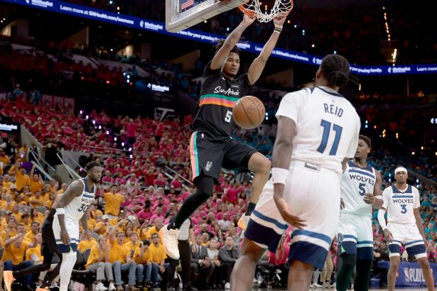 Underdog Fantasy Promo Code FOXSPORTS: Get a $50 Bonus for Tonight's NBA Game 2 Action