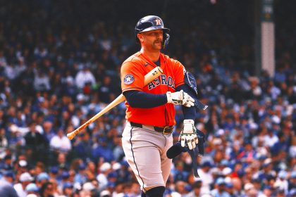 Walker Homers Twice, Astros Beat Cubs 3-0 For Chicago's 7th-Straight Loss