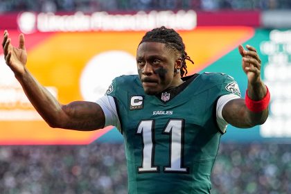 A.J. Brown Trade Finally Goes Down: Patriots Reportedly Get Star WR From Eagles