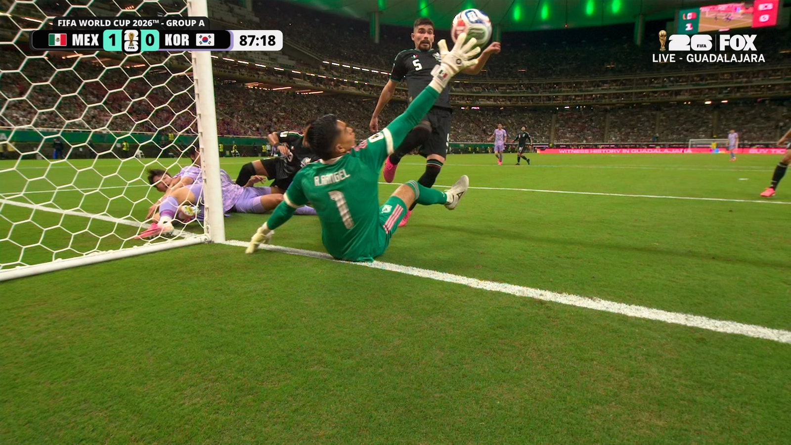 Mexico's Goalkeeper Raúl Rangel makes UNREAL save to keep lead over South Korea | 2026 FIFA World Cup™