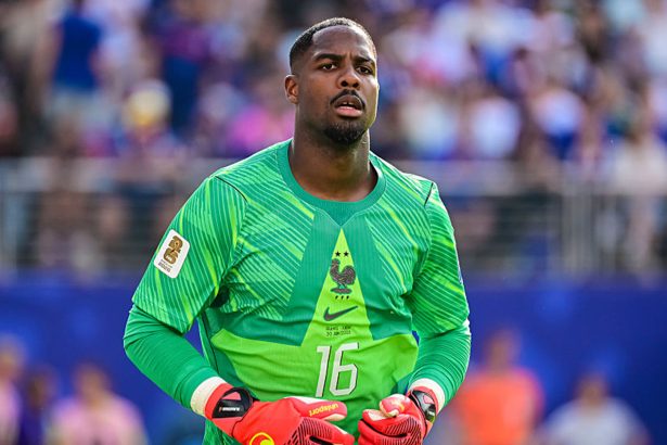 2026 World Cup Golden Glove: Mike Maignan Takes Over Atop Oddsboard