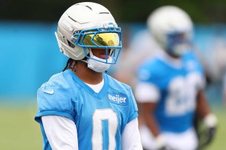 Jahmyr Gibbs Returns To Practice Field For First Time At Lions Training Camp