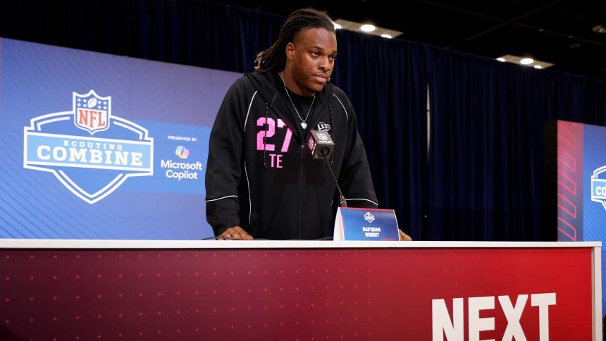 Lane Kiffin Defends Recruiting Browns TE Dae’Quan Wright Following Court Injunction