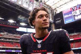 Texans Receiver Jayden Higgins Reportedly Suffers Season-Ending Torn ACL Injury