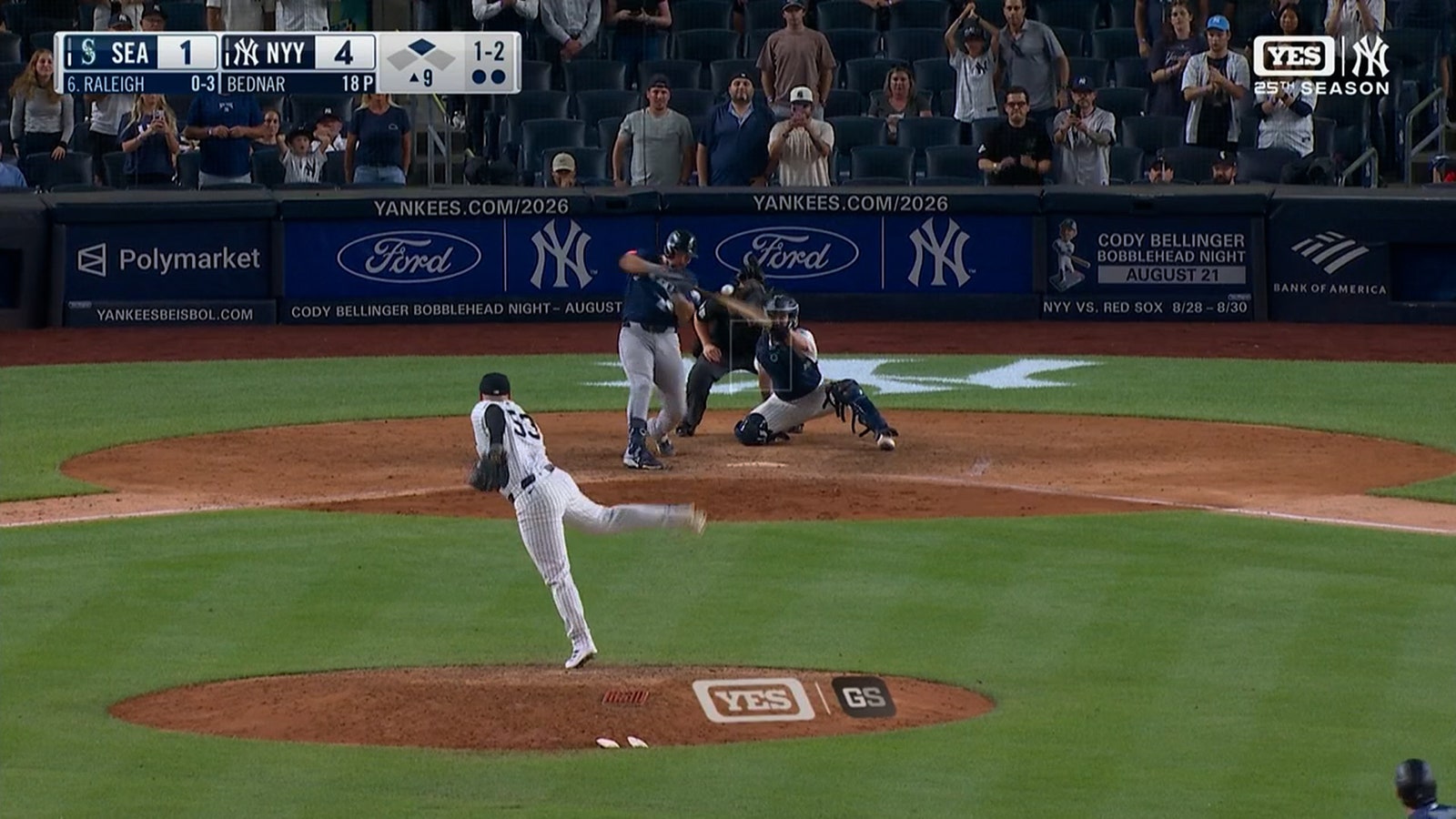 David Bednar strikes out Cal Raleigh, sealing Yankees' win over Mariners